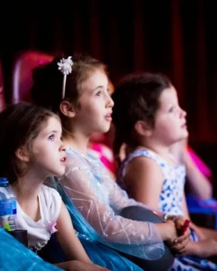 Disney On Ice: Find Your Hero